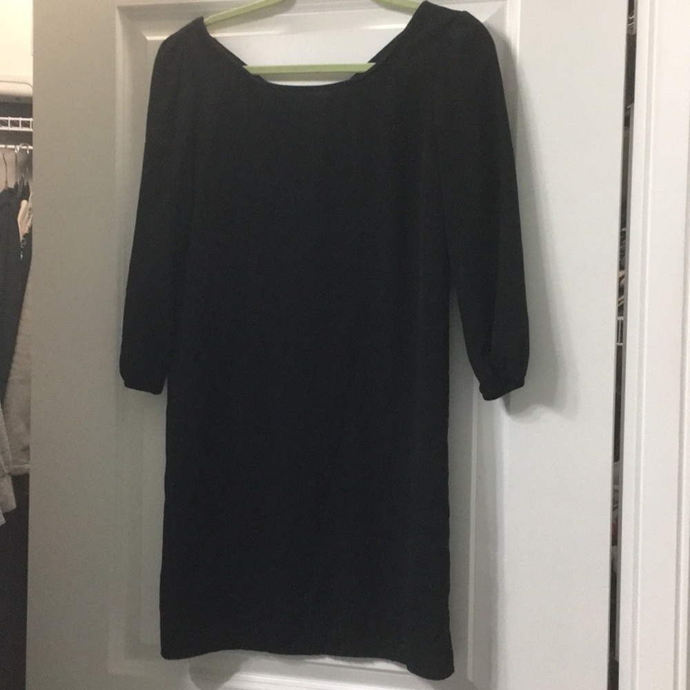 Black quarter sleeve dress